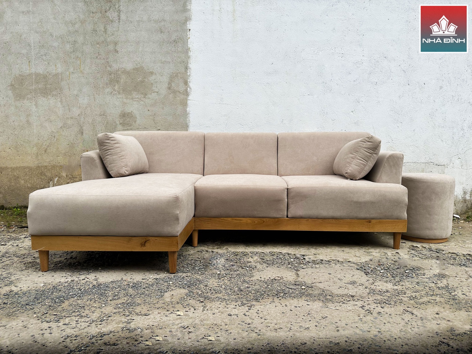 Ghế sofa gỗ Tần Bì đơn giản cho phòng khách