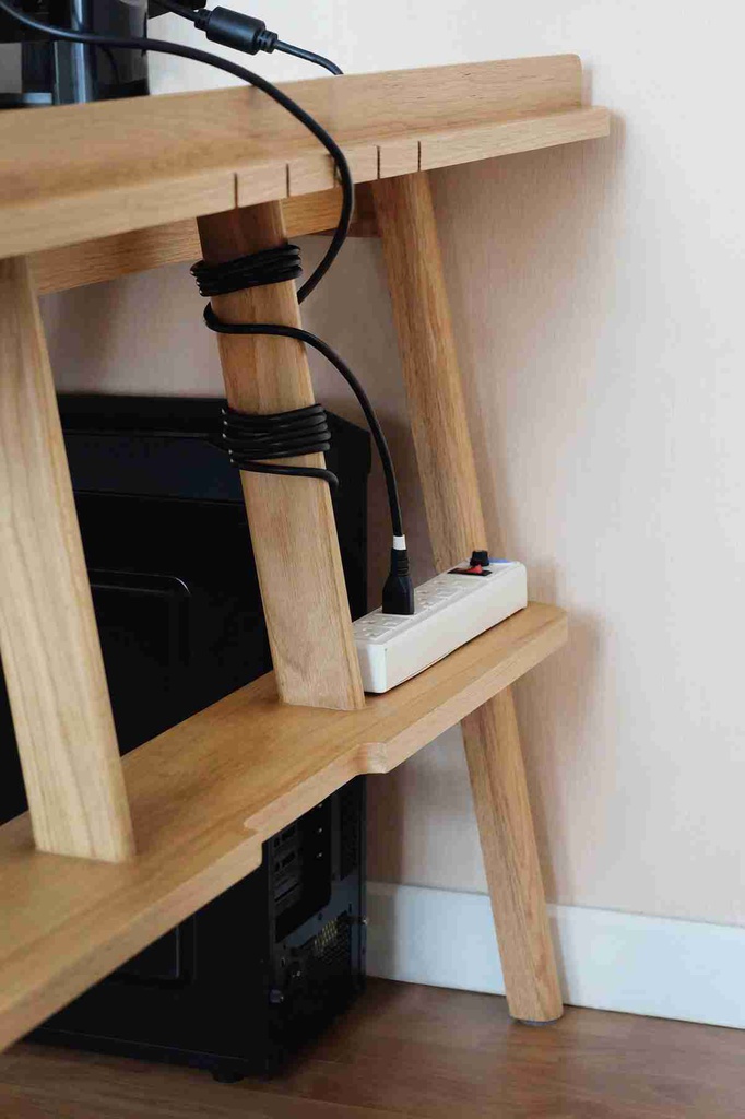 ban-lam-viec-go-soi-oak-cao-76-rong-140-sau-51-cm-2975