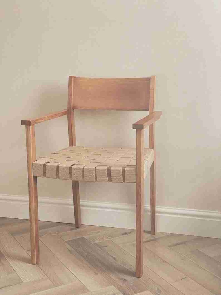 ghe-tua-go-soi-oak-cao-80-rong-52-sau-50-cm-4415