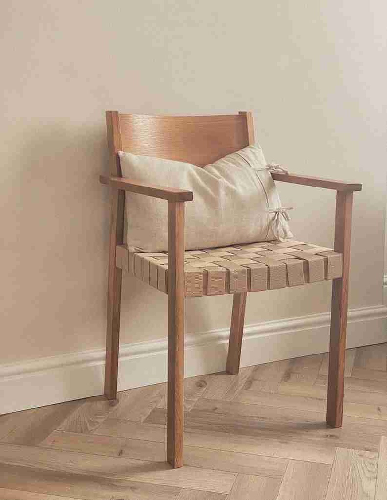 ghe-tua-go-soi-oak-cao-80-rong-52-sau-50-cm-4416