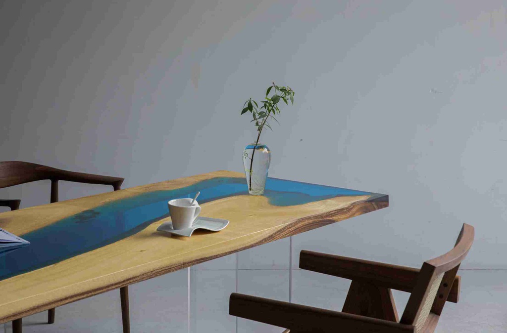 ban-lam-viec-do-epoxy-go-me-tay-dai-200-rong-75-cao-75-cm-7225